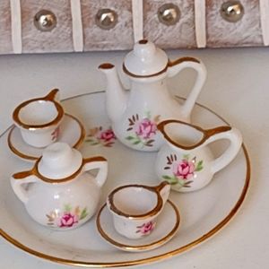 Delicate Miniature Tea ☕ Set
